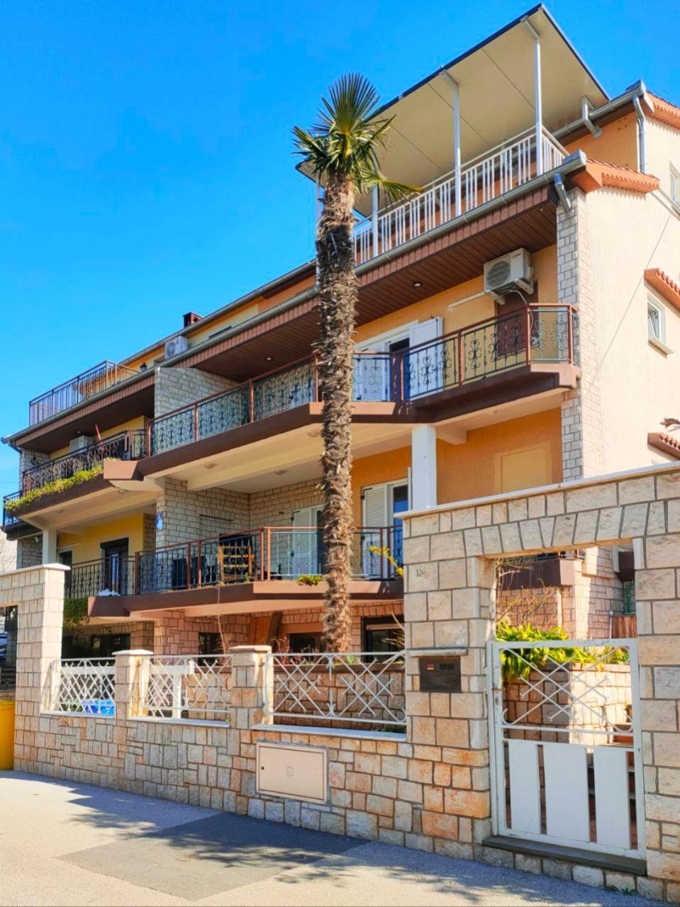 Skajla Apartments 메덜린 외부 사진